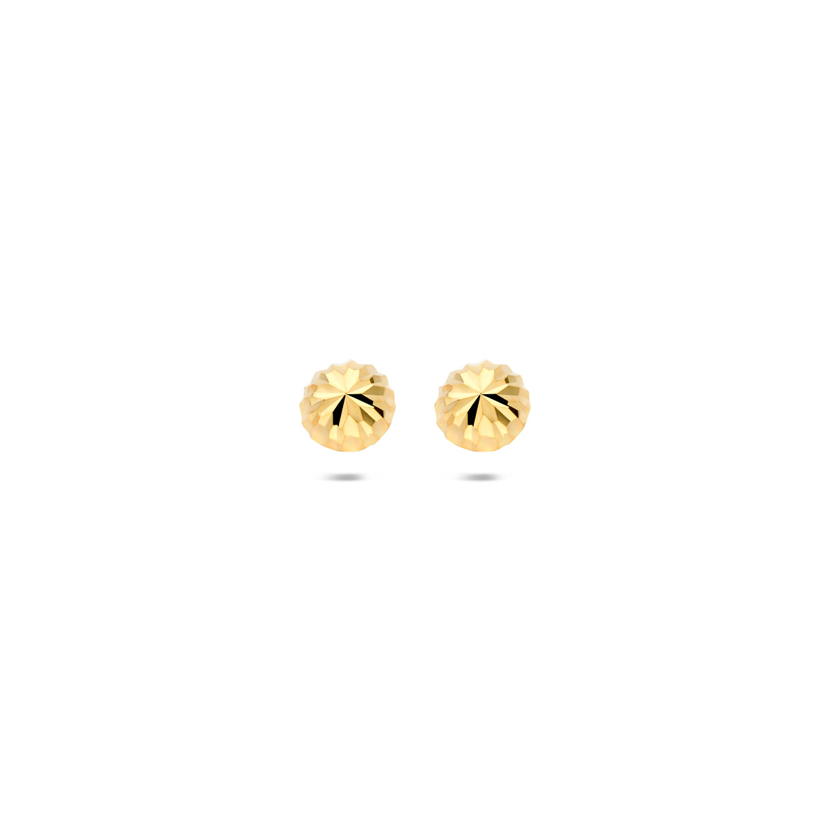 Boucles d'oreilles en or jaune 9 carats, diamants de 5 mm, finition brillante.