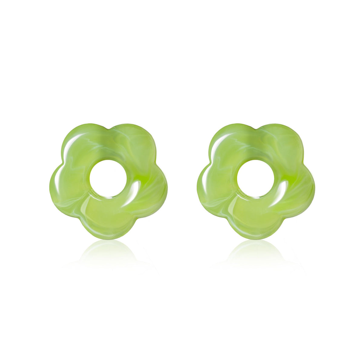 Boucles d'oreilles en forme de fleur, couleur vert clair, en matériau translucide.