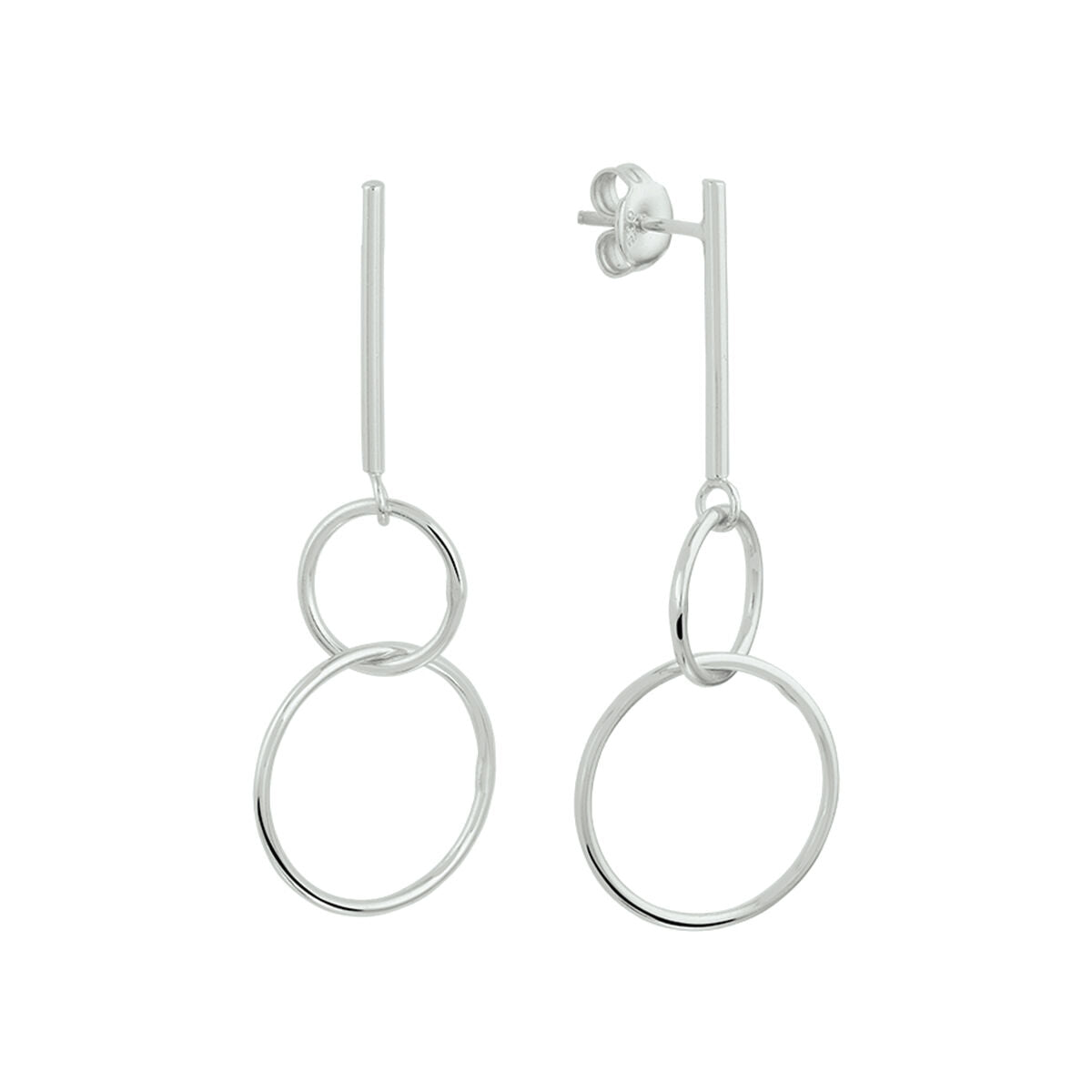 Boucles d'oreilles en argent rhodié avec des cercles entrelacés.
