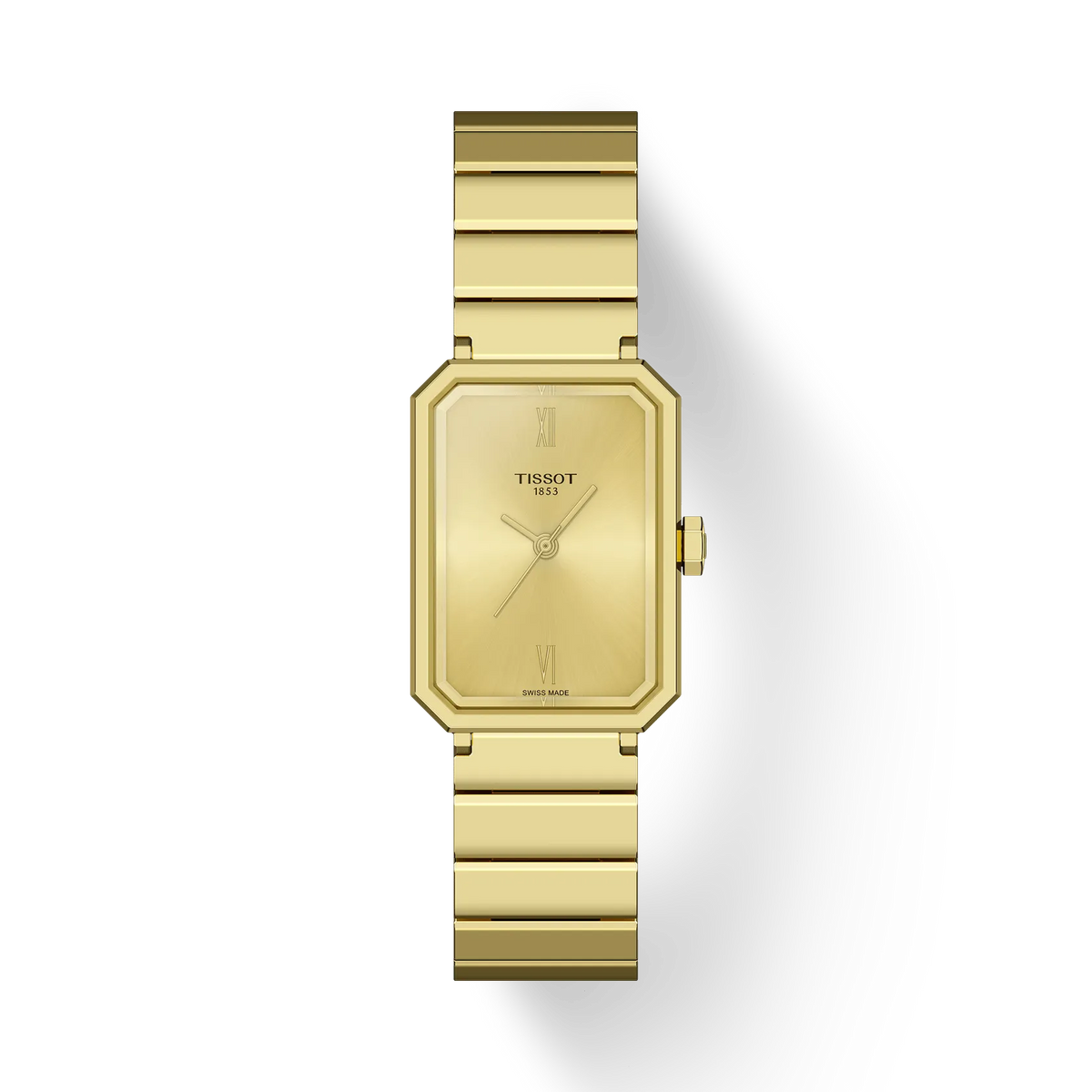 Montre dorée Tissot de 30 mm avec un cadran rectangulaire et un bracelet en métal.