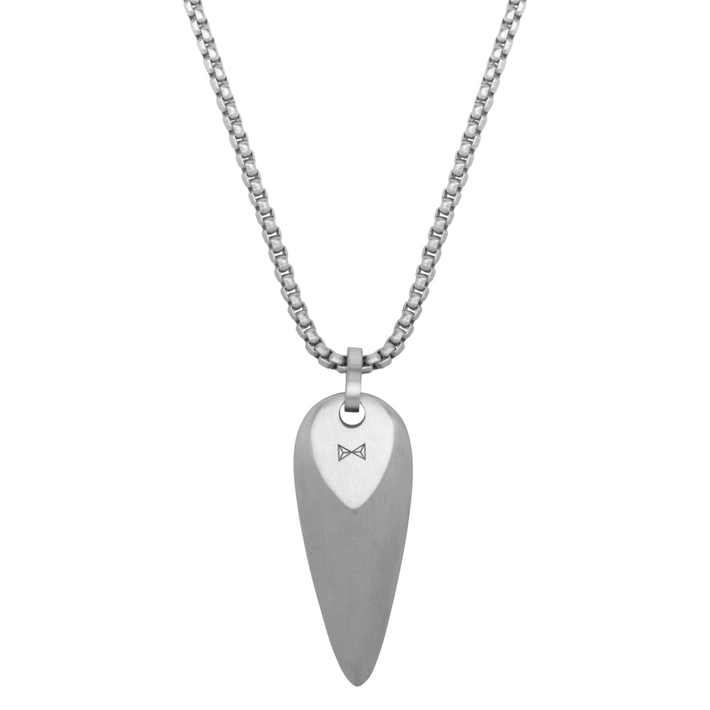 Collier en inox avec pendentif en forme de triangle argenté.
