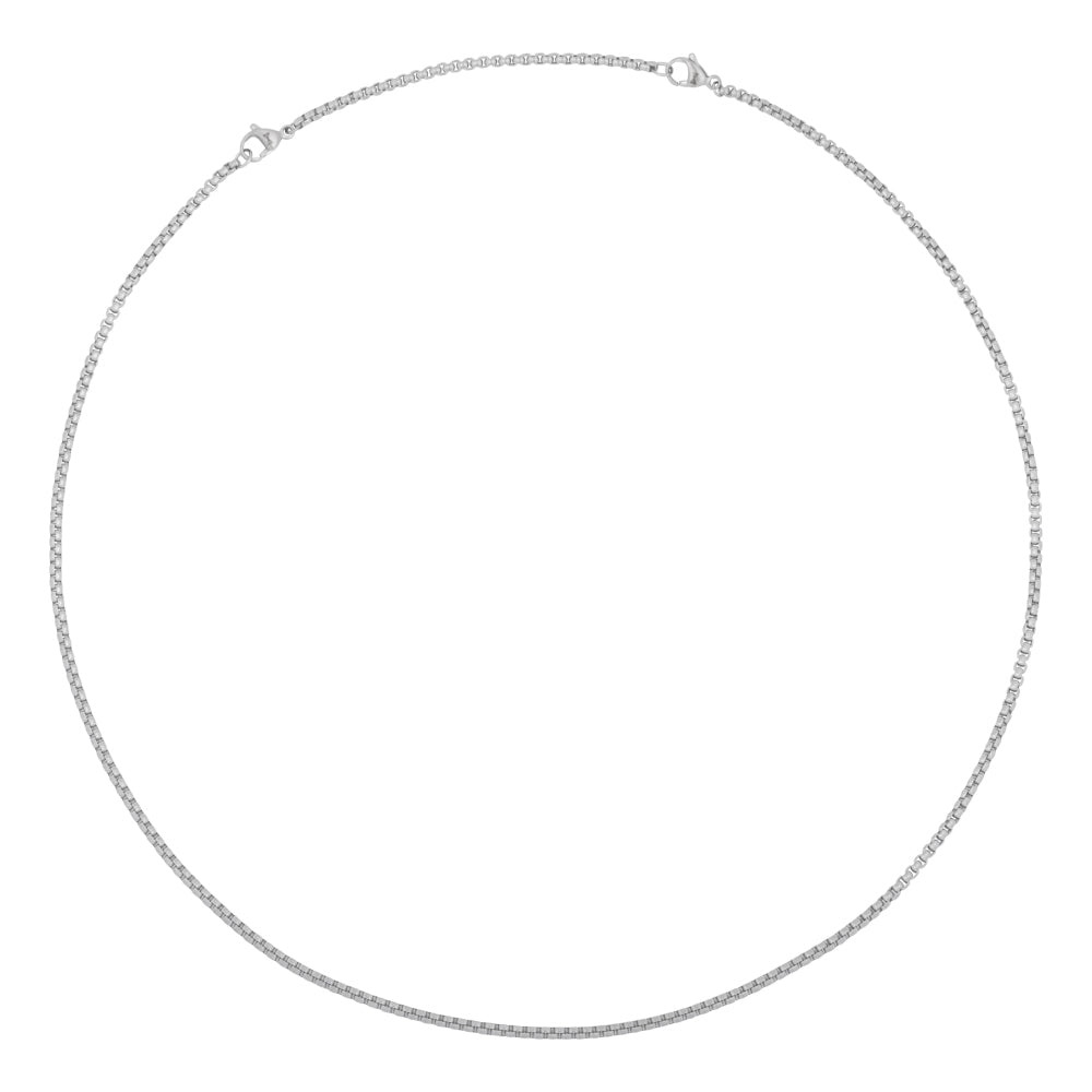 Collier en inox argenté avec maillons rolo, finition brillante et design simple.