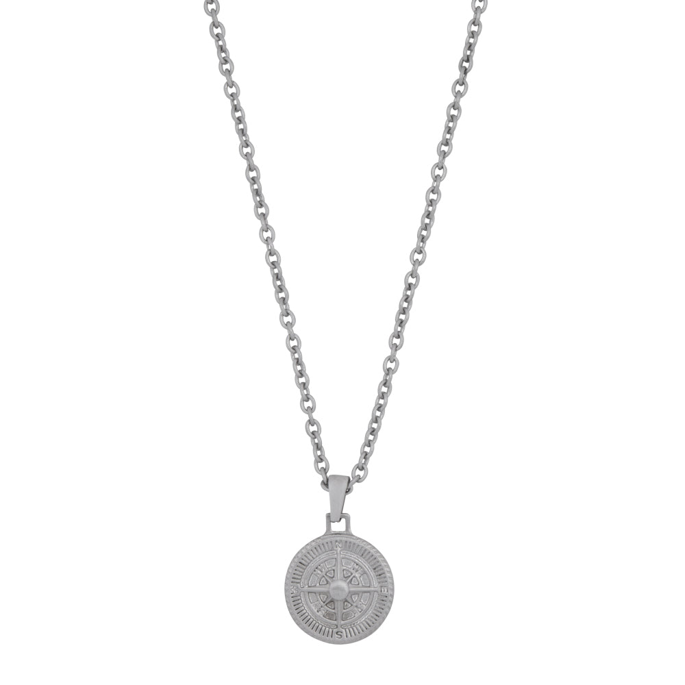 Collier en inox avec pendentif rond représentant une boussole.