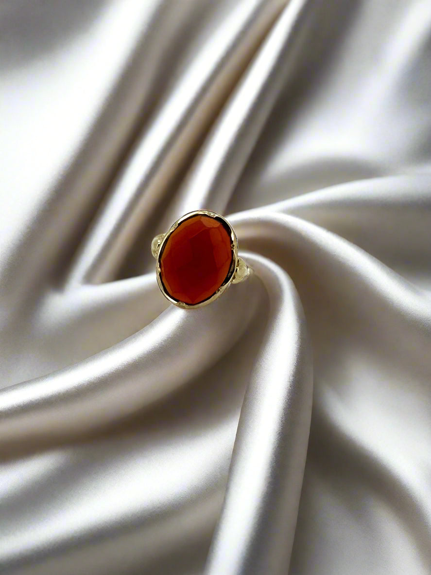 bague vintage en or avec carneool 14k 3.4gr