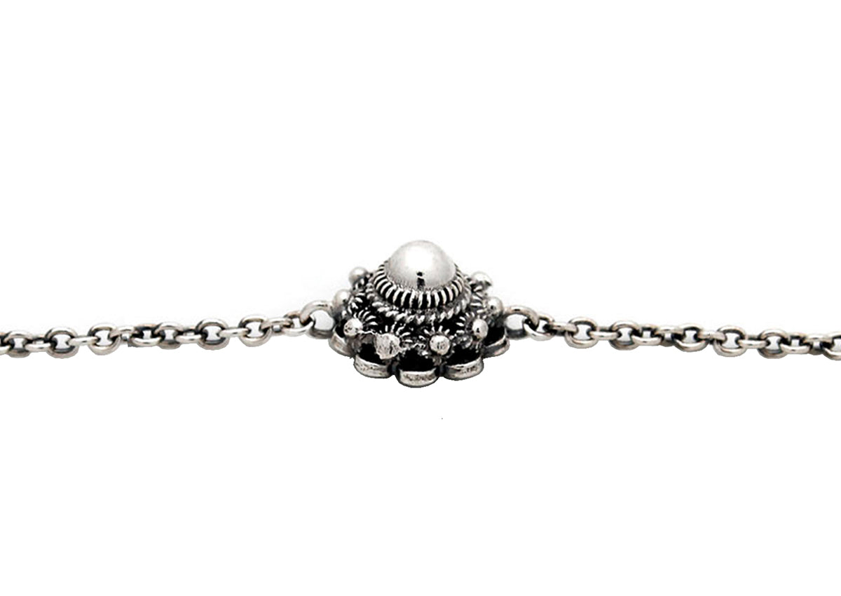 Bracelet en argent avec un motif de Zeeuwse Knoop de 8 mm.