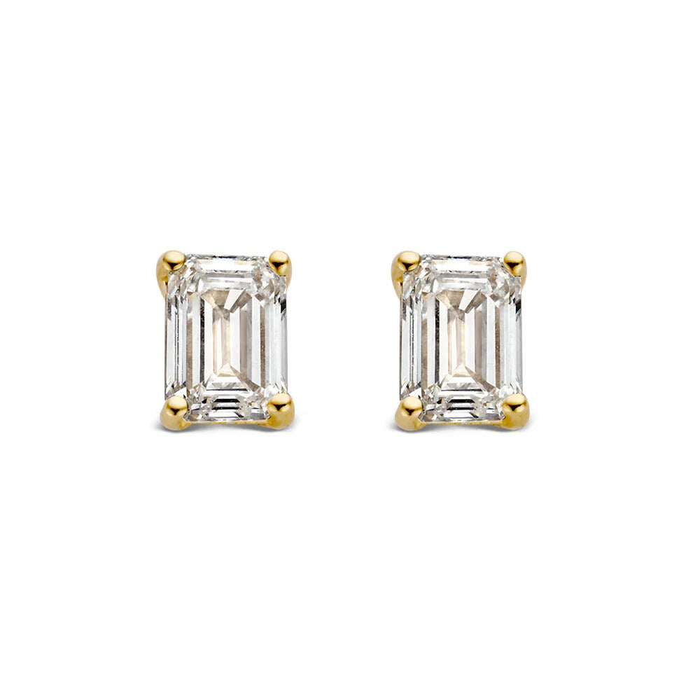Boucles d'oreilles en or jaune avec des pierres précieuses en taille émeraude.
