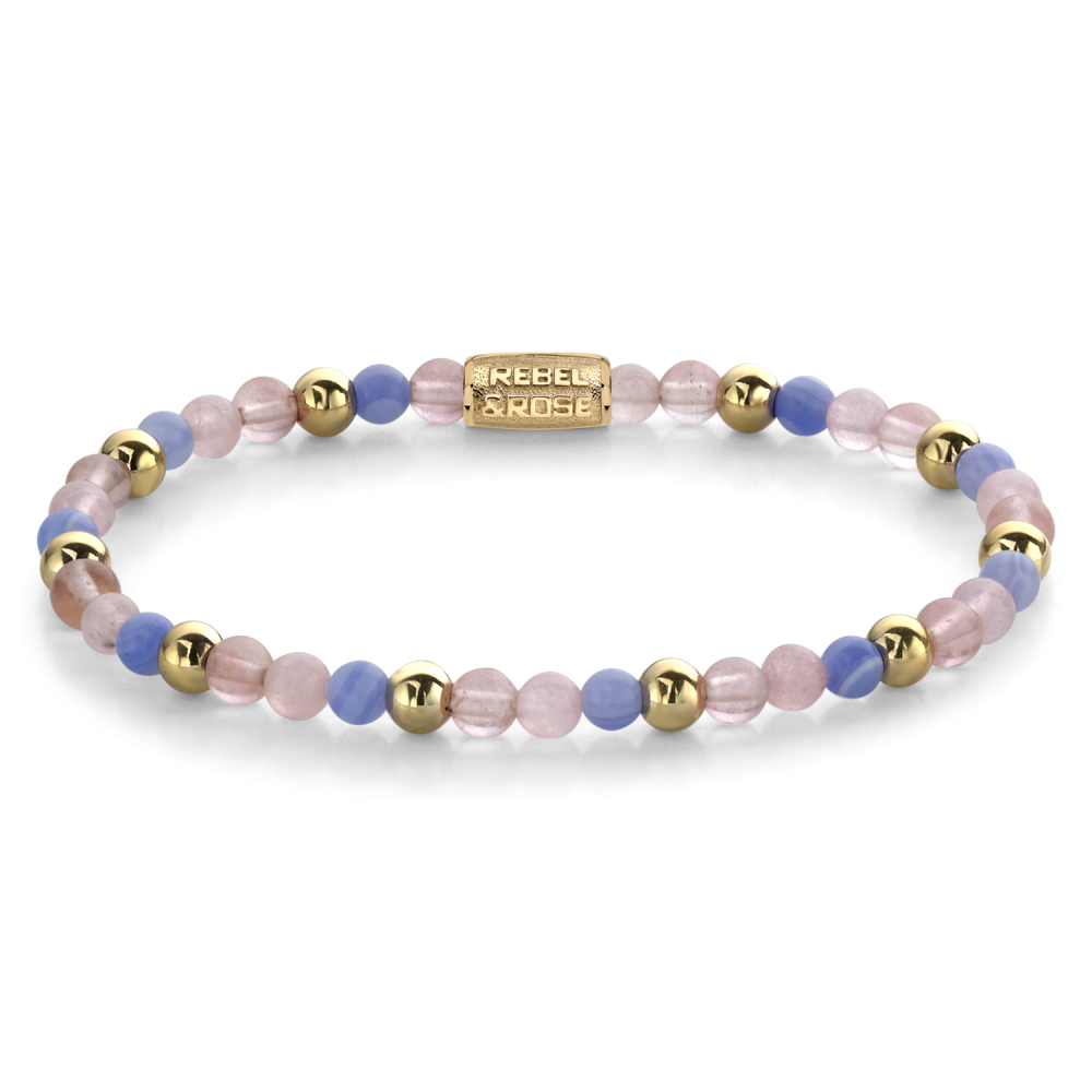 Bracelet en perles avec des perles roses et bleues, ornée de perles dorées en métal.