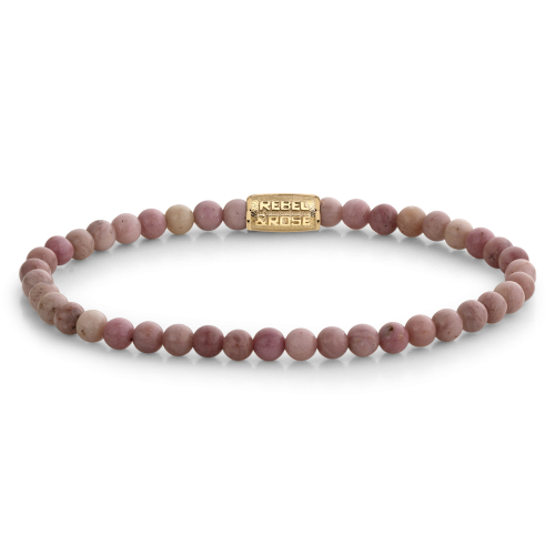 Bracelet en perles roses de 4 mm avec un fermoir doré.
