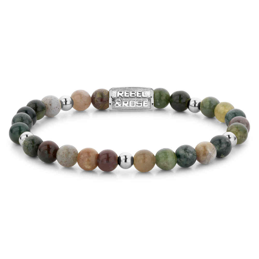 Bracelet en perles de 6 mm avec des perles multicolores et des éléments en métal argenté.