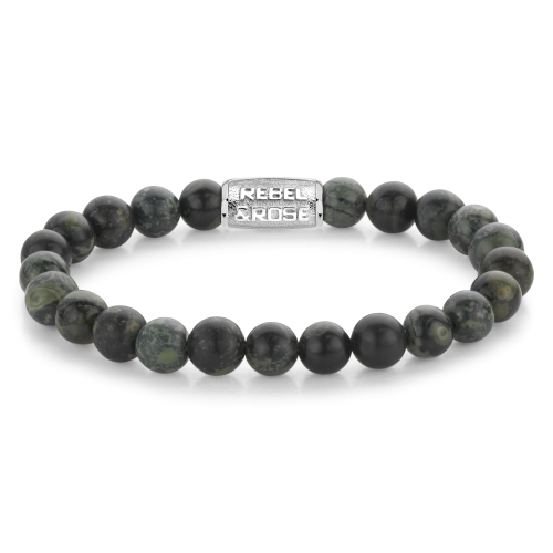 Bracelet en perles de 8 mm avec des pierres vertes et noires, fermoir en métal argenté.