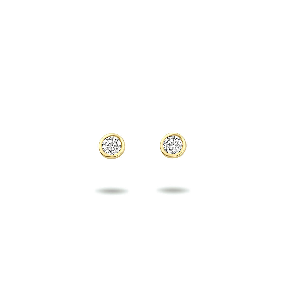 Boucles d'oreilles en or jaune 14K avec zirconia, forme ronde et finition brillante.