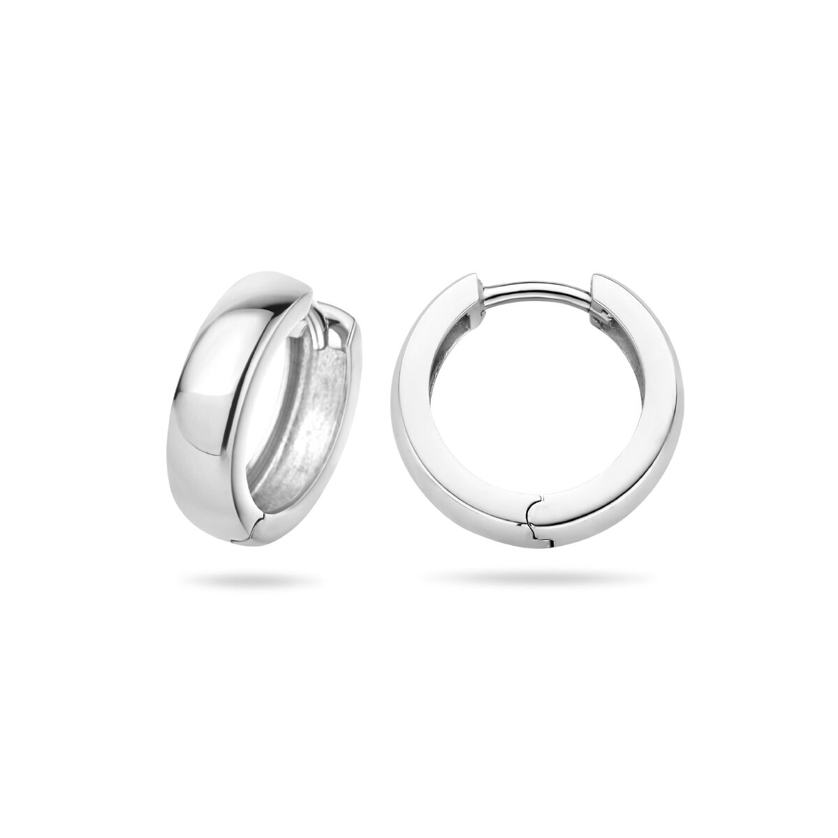 Boucles d'oreilles en argent rhodié, de forme ronde et lisse, avec un fermoir à charnière.