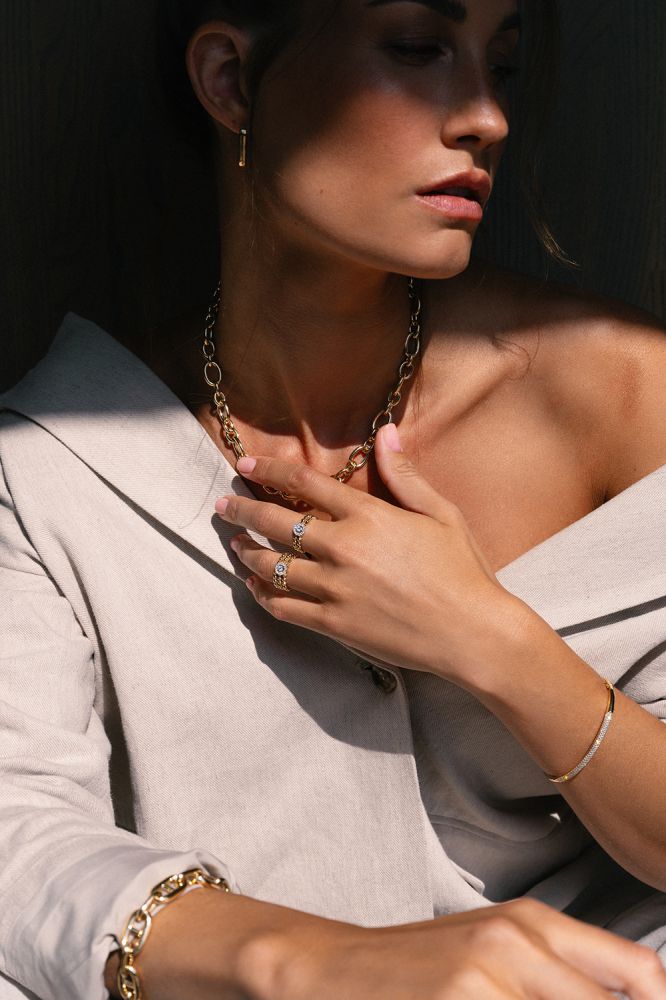 Bracelet rigide en or jaune avec diamant en pavé – or 14 carats, 1,02 carat de diamant, bracelet de luxe pour femme