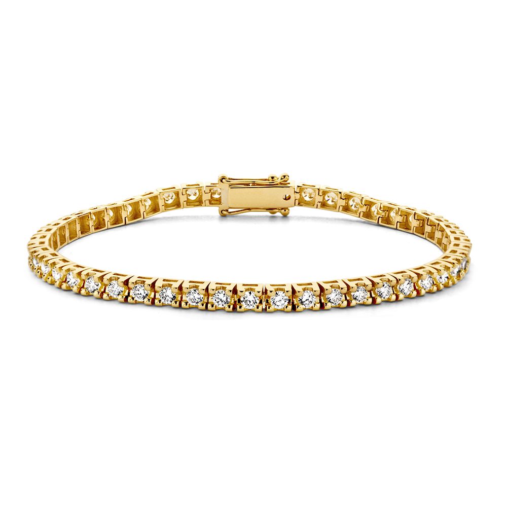 Bracelet en or jaune avec des diamants de 3,00 carats en sertissage chaton.