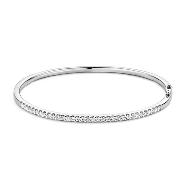 Bracelet en or blanc avec diamants de 0,96 ct, finition lisse et design élégant.