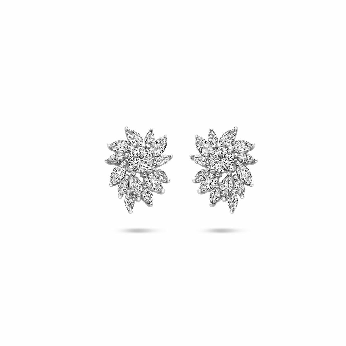 Boucles d'oreilles en argent rhodié ornées de zircons, en forme de fleurs, mesurant 18 mm.
