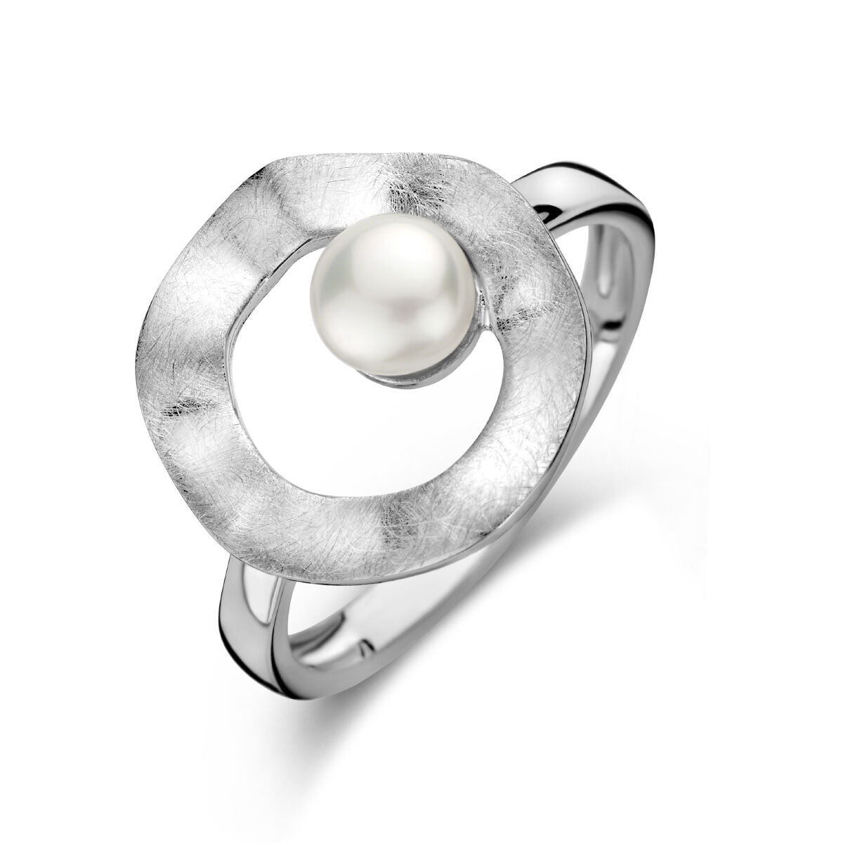 Bague en argent rhodié avec une perle centrale et un design en forme de cercle texturé.