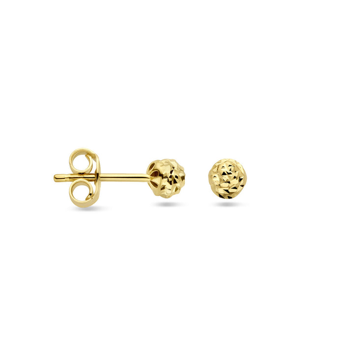14K geelgouden oorknoppen bolletje gediamanteerd uit de Van der Kooij Collectie, met vlinder sluiting en gepresenteerd op een witte achtergrond.