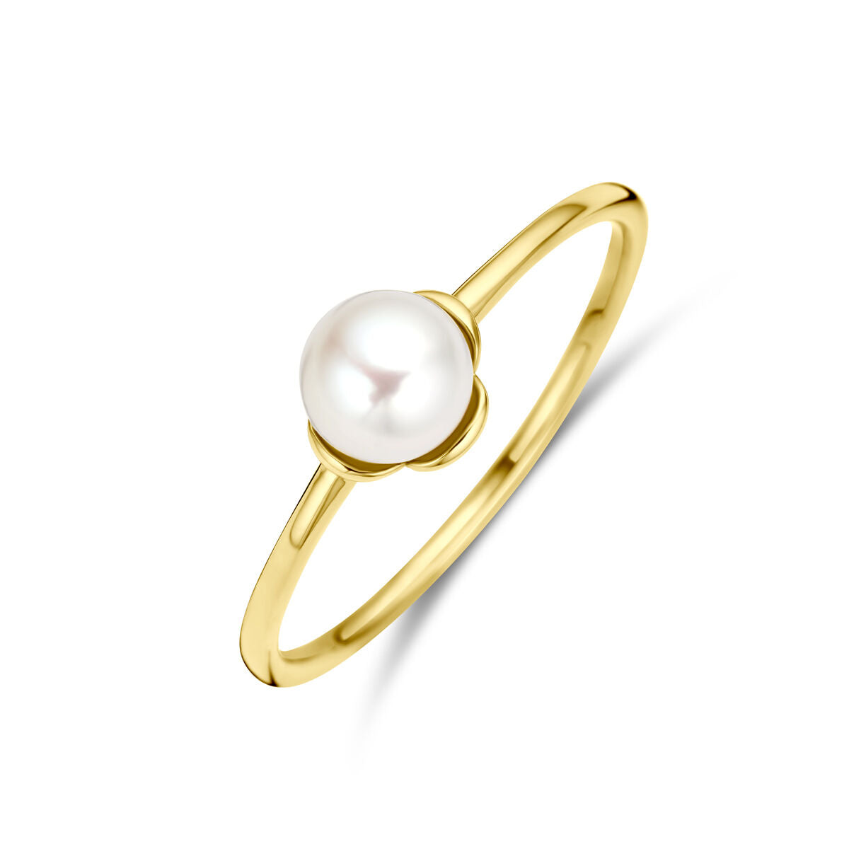 Bague en or jaune 14K avec une perle centrale en forme de fleur.
