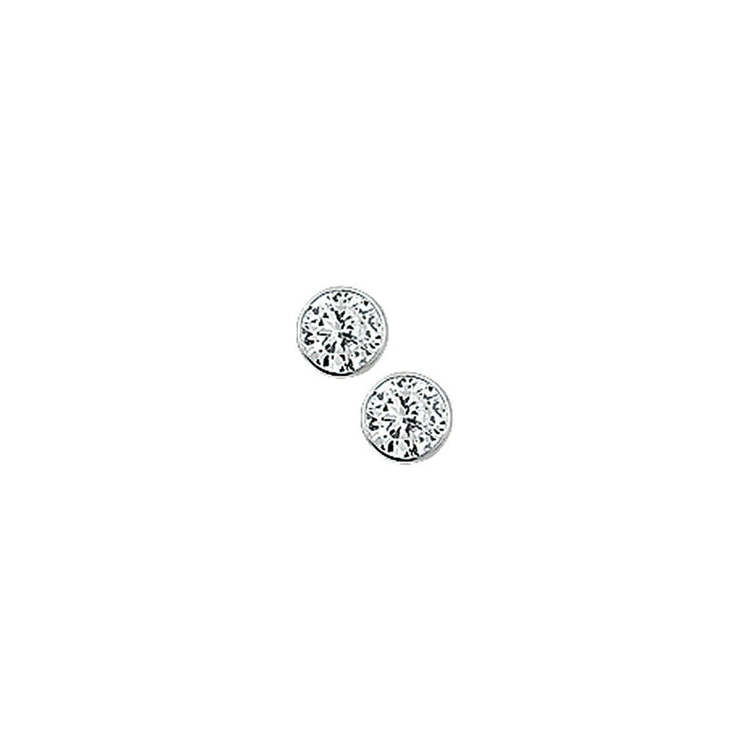 Een paar ronde, sprankelende oorknoppen zirkonia zilver wit uit de Van der Kooij Collectie wordt getoond tegen een effen witte achtergrond, waardoor hun tijdloze elegantie wordt benadrukt.