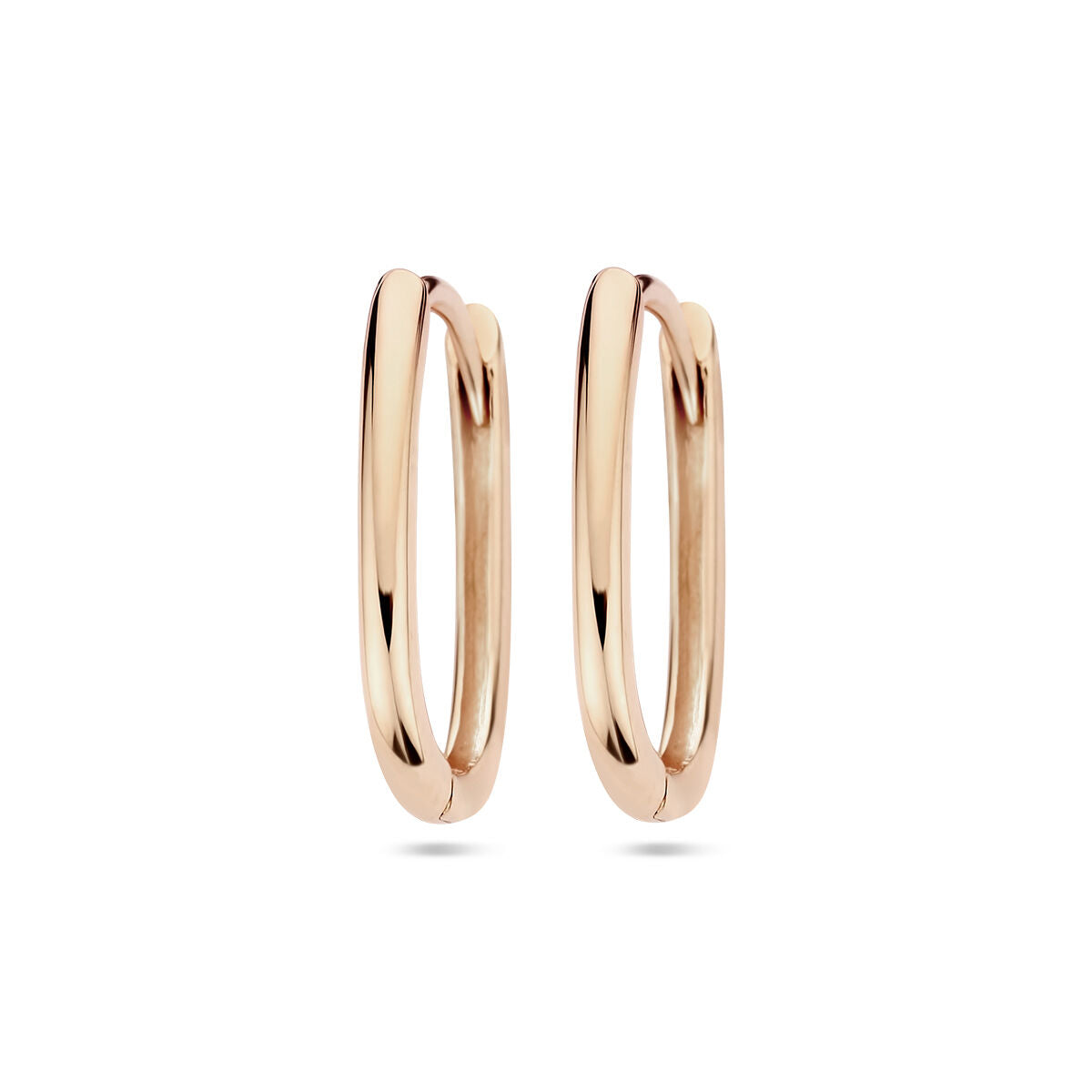 Boucles d'oreilles en or rose 14K de forme paperclip.