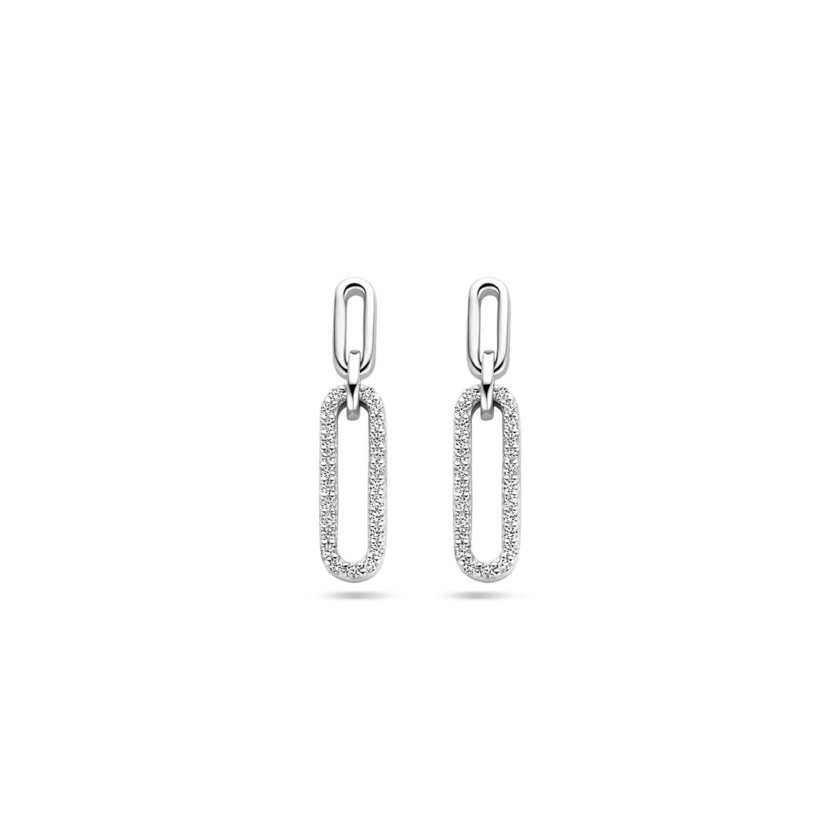 Boucles d'oreilles en argent rhodié avec zircones, en forme de maillons allongés.