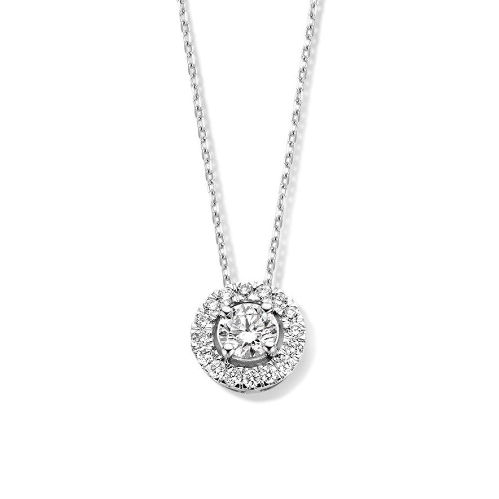 Collier en or blanc avec pendentif rond orné de diamants.
