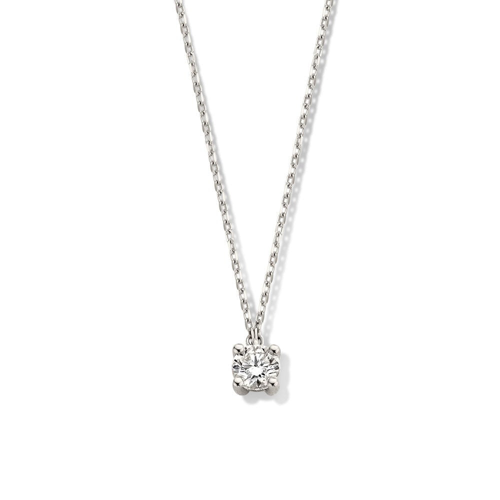 Collier en or blanc avec un pendentif en diamant de 0,30 carat.