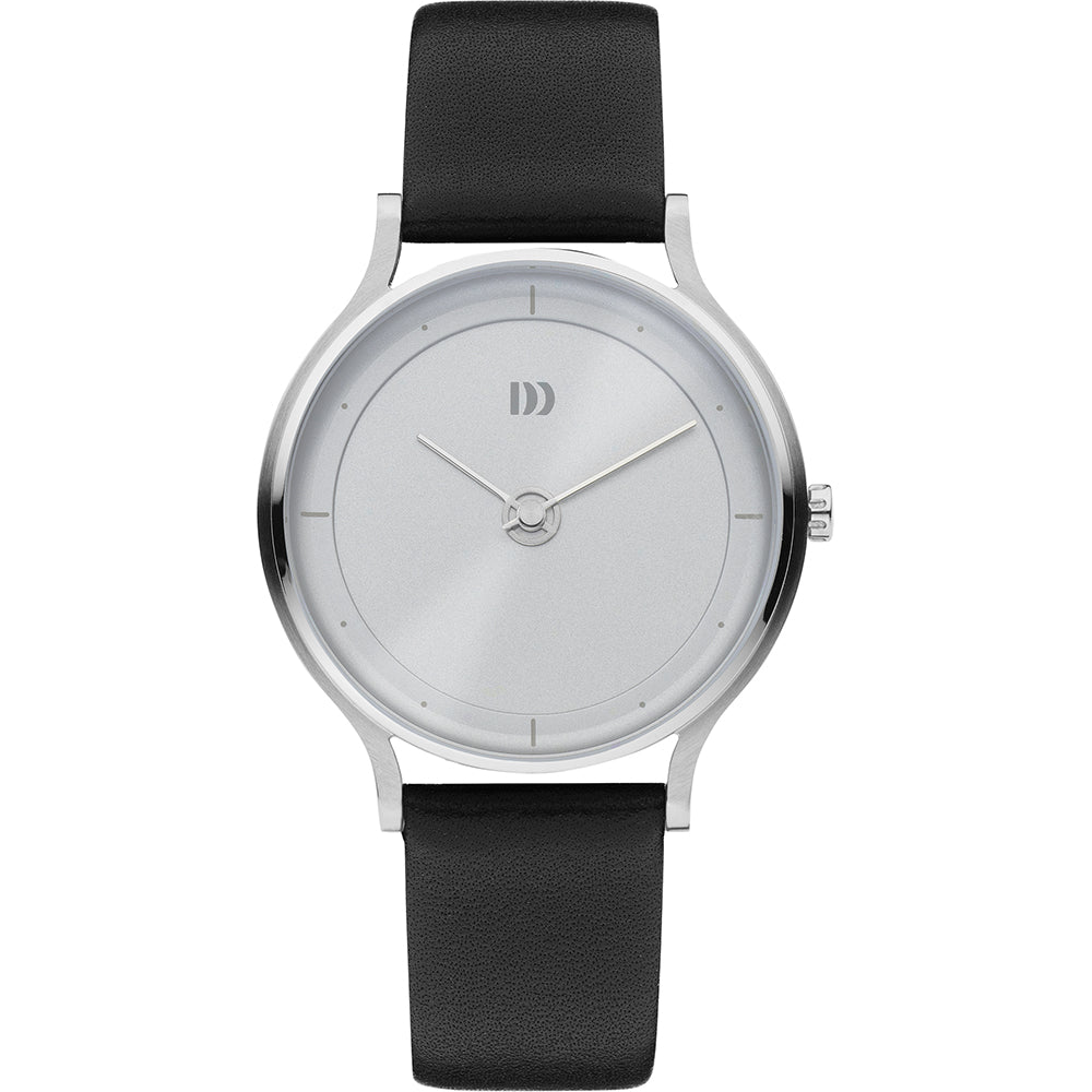 Montre avec boîtier argenté, cadran argenté et bracelet en cuir noir.