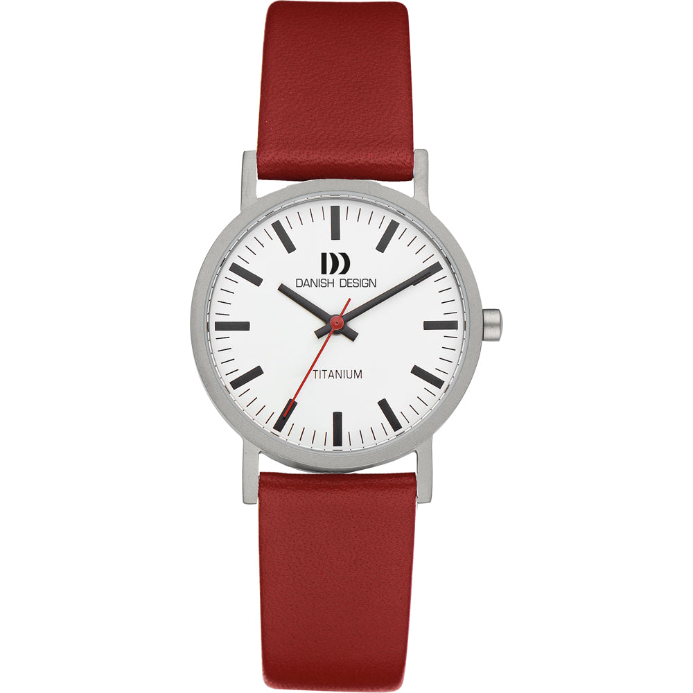 Montre en titane avec cadran blanc, bracelet en silicone rouge et aiguilles noires.