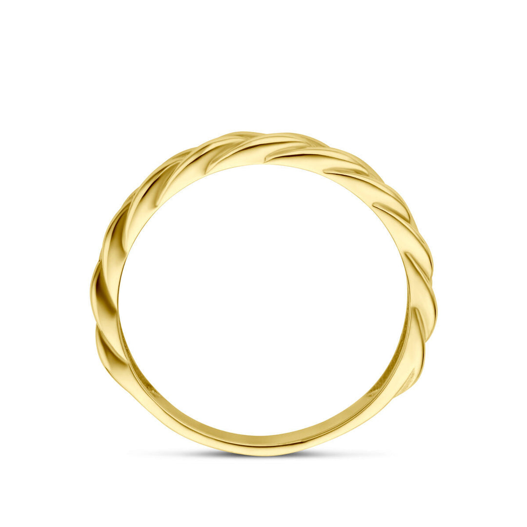 De Van der Kooij Collectie ring gevlochten 14K geelgoud heeft een gedraaid vossestaart schakelmotief ontwerp en wordt weergegeven tegen een effen witte achtergrond.