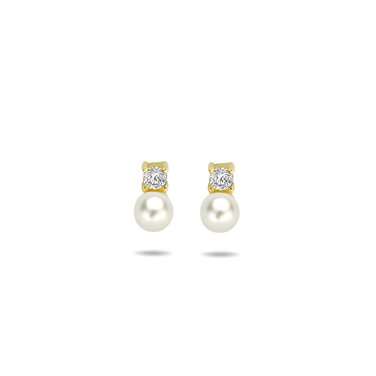 Boucles d'oreilles en or jaune 14K avec perles et zirconiums.