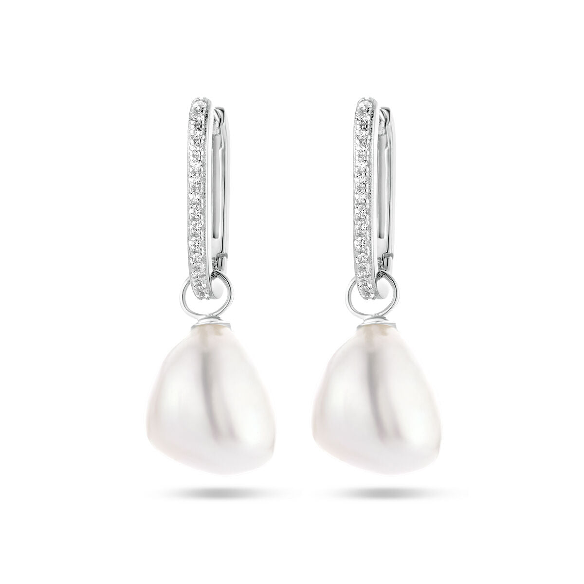 Boucles d'oreilles en argent rhodié avec perles baroques et zirconiums.