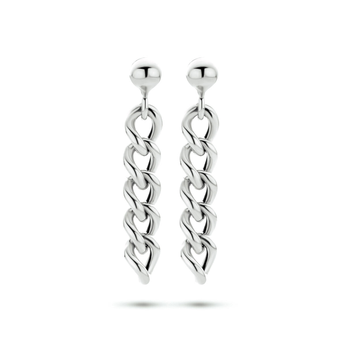 Boucles d'oreilles en argent rhodié avec un design en chaîne.