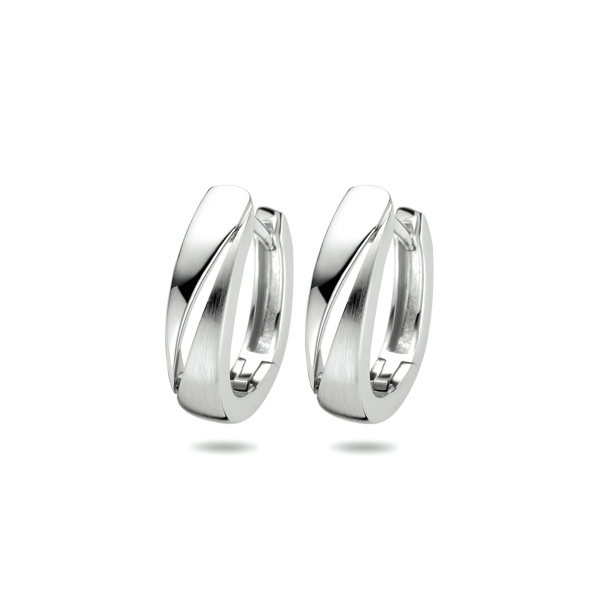 Boucles d'oreilles en argent rhodié, finition polie et mate, avec un design ondulé.