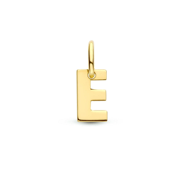 De hangerletter 14K geelgoud van Van der Kooij Collectie is een gouden hanger in de vorm van een E, met een klein lusje aan de bovenkant voor een ketting. De hanger is afgebeeld op een effen witte achtergrond en is ideaal voor elegante, gepersonaliseerde sieraden.