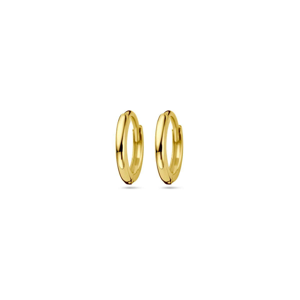 Boucles d'oreilles en or jaune 14K, de forme ronde et lisse.