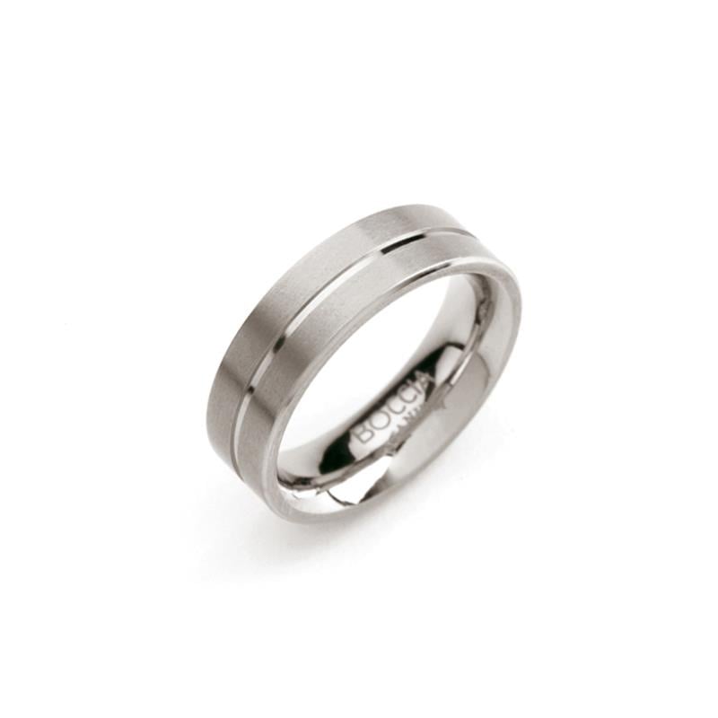 bague en titane argentée avec deux lignes horizontales brillantes