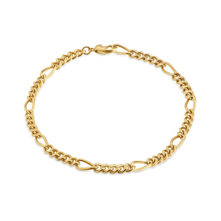 De Boccia Titanium Armband gp 03051-02 van Boccia heeft afwisselend kleine ovale en figaro schakel gedraaide gouden schakels met een karabijnsluiting, weergegeven in een ronde vorm op een witte achtergrond.