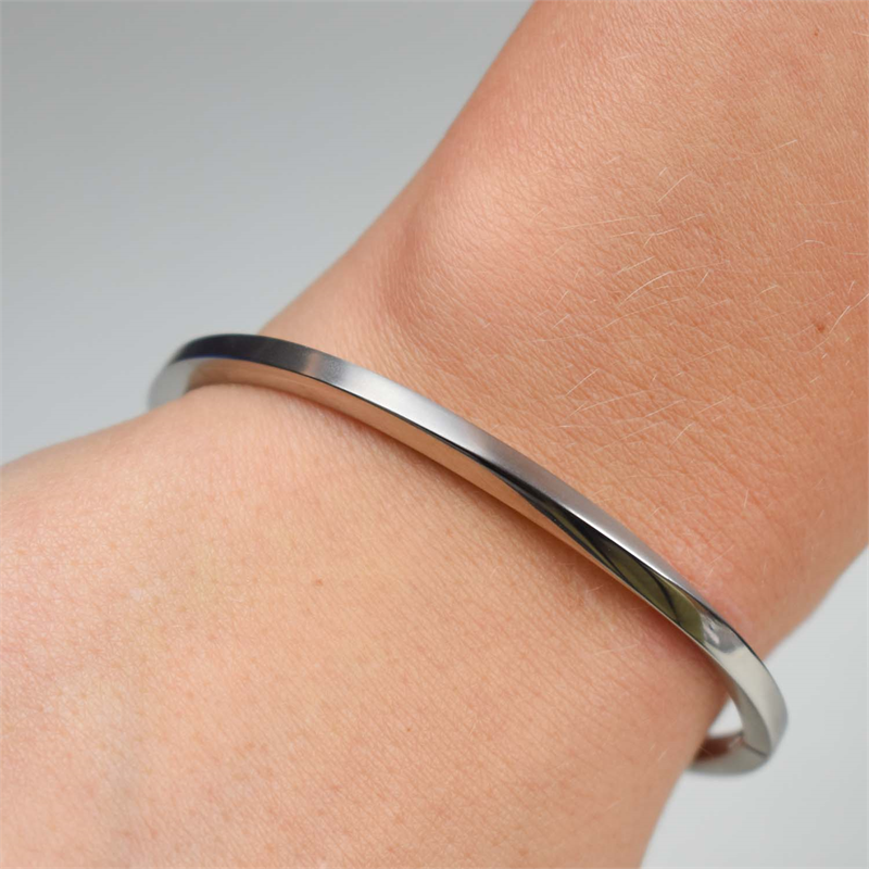 Bracelet en titane 03011-01