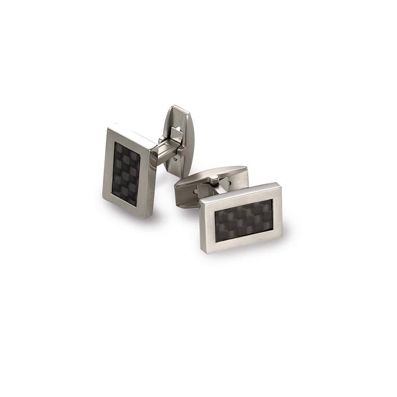 Boutons de manchette en titane avec un design carré et un motif en carbone noir.