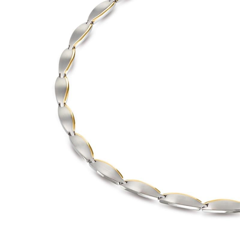 Collier bicolore en titane avec maillons ovales, finition mate et brillante.