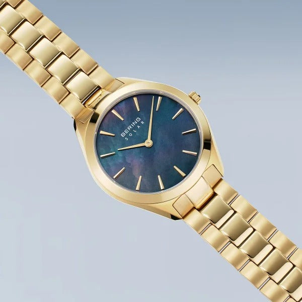 Montre pour femme Bering – Solar avec cadran en nacre bleue