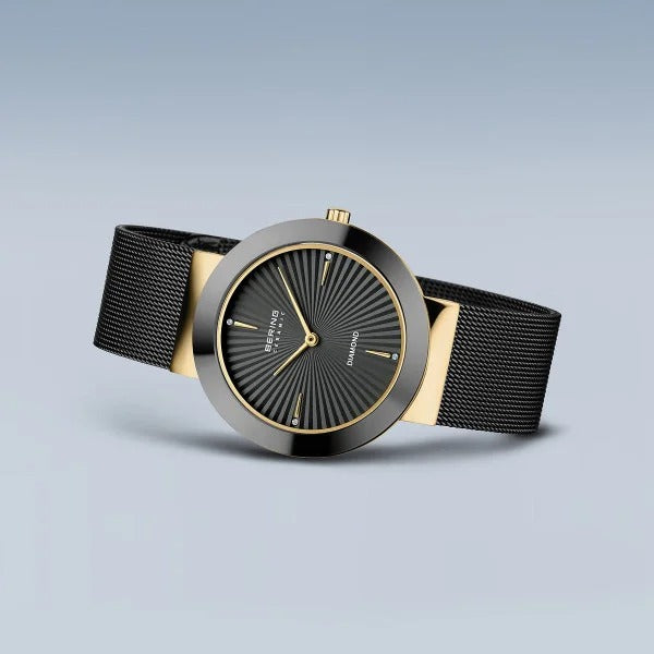 Montre pour femme – Céramique, doré avec détails en diamant