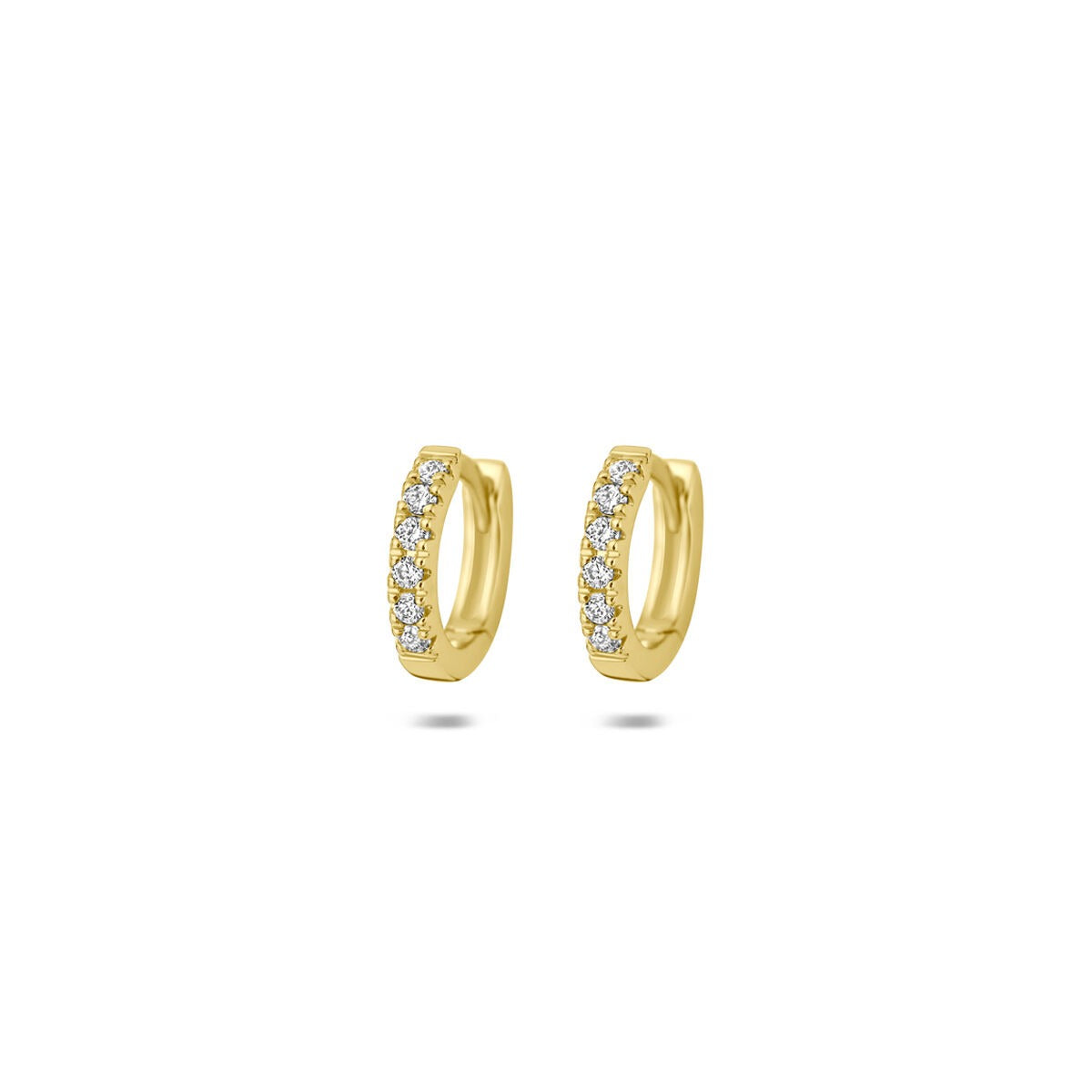 Boucles d'oreilles en or jaune 14 carats avec diamants cultivés en laboratoire, forme ronde.