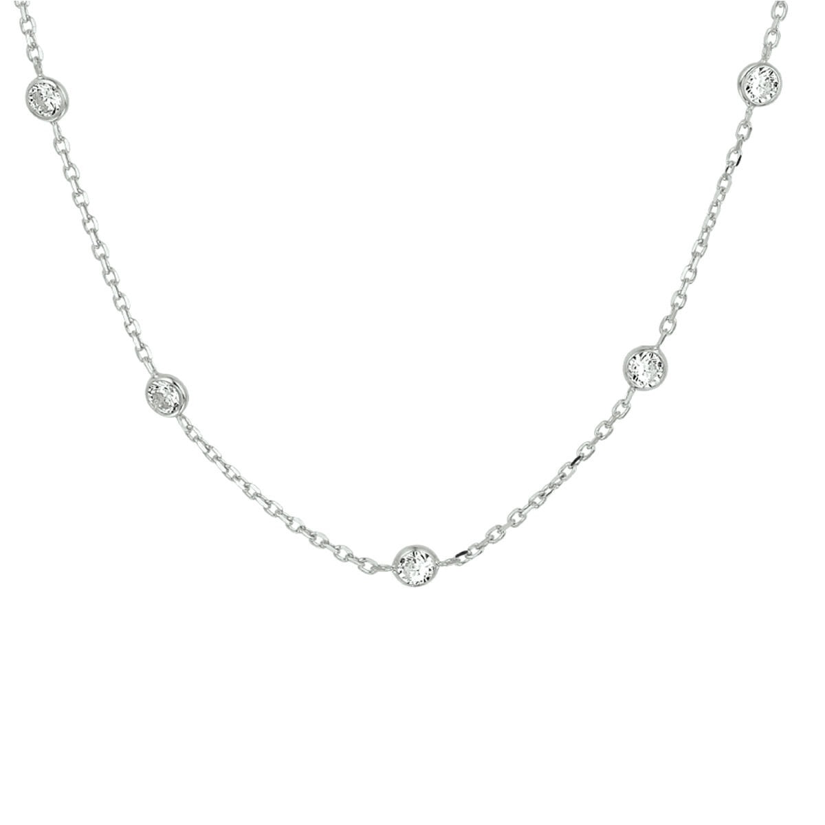 Collier en argent rhodié avec des zircons, orné de maillons délicats.