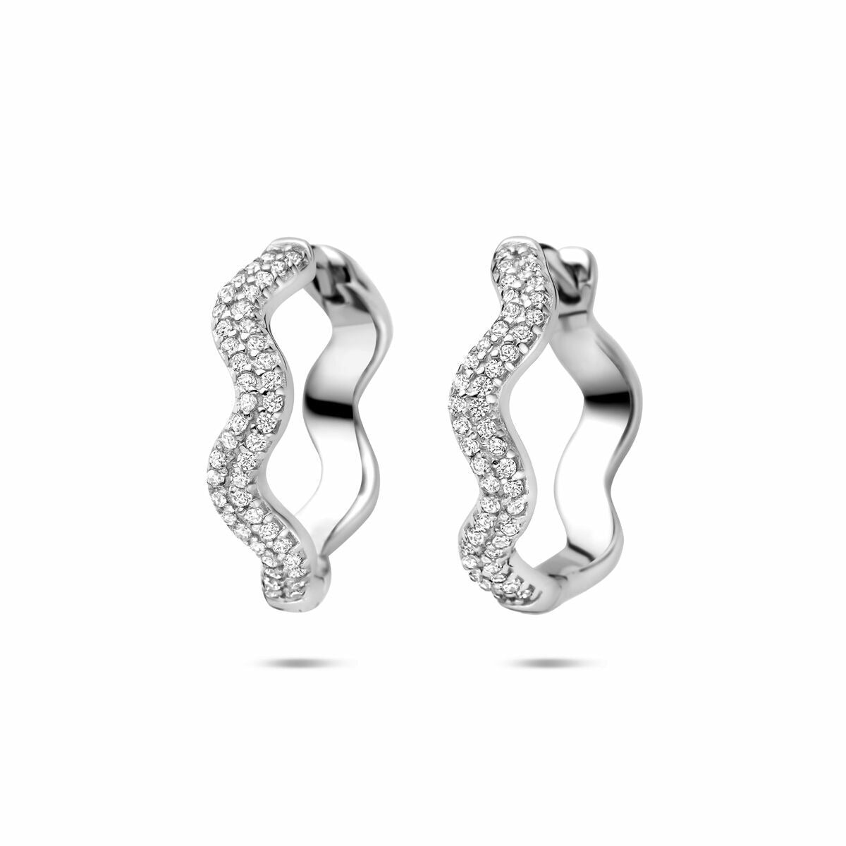 Boucles d'oreilles en argent avec zirconia, de forme ondulée, mesurant 20 mm.