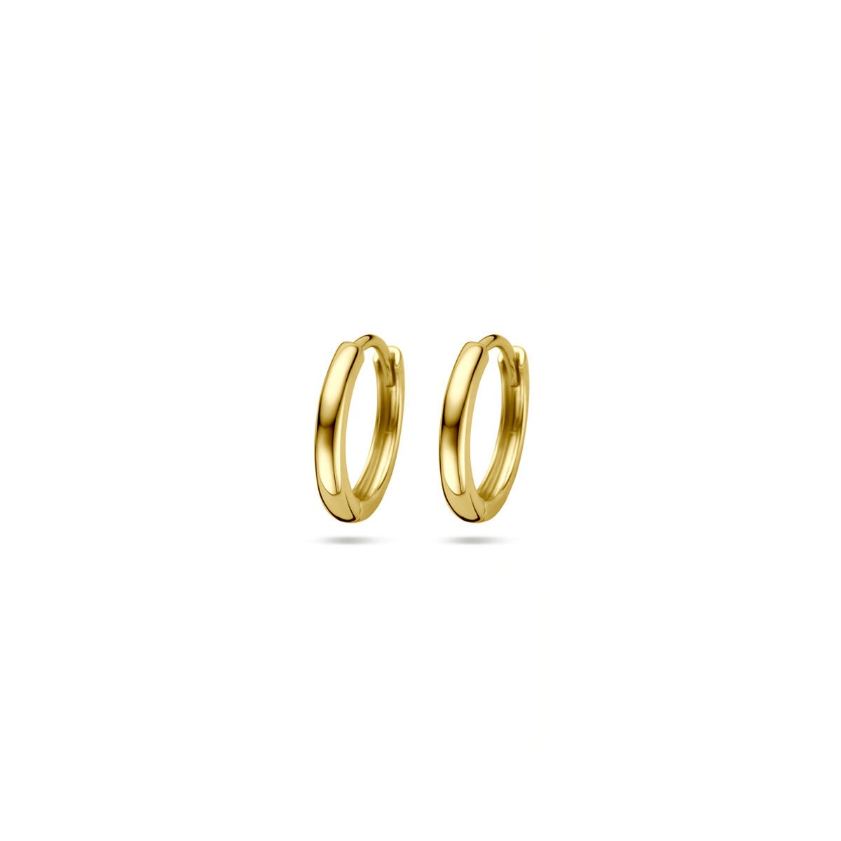 Boucles d'oreilles en or jaune 9 carats, de forme ronde et lisse.