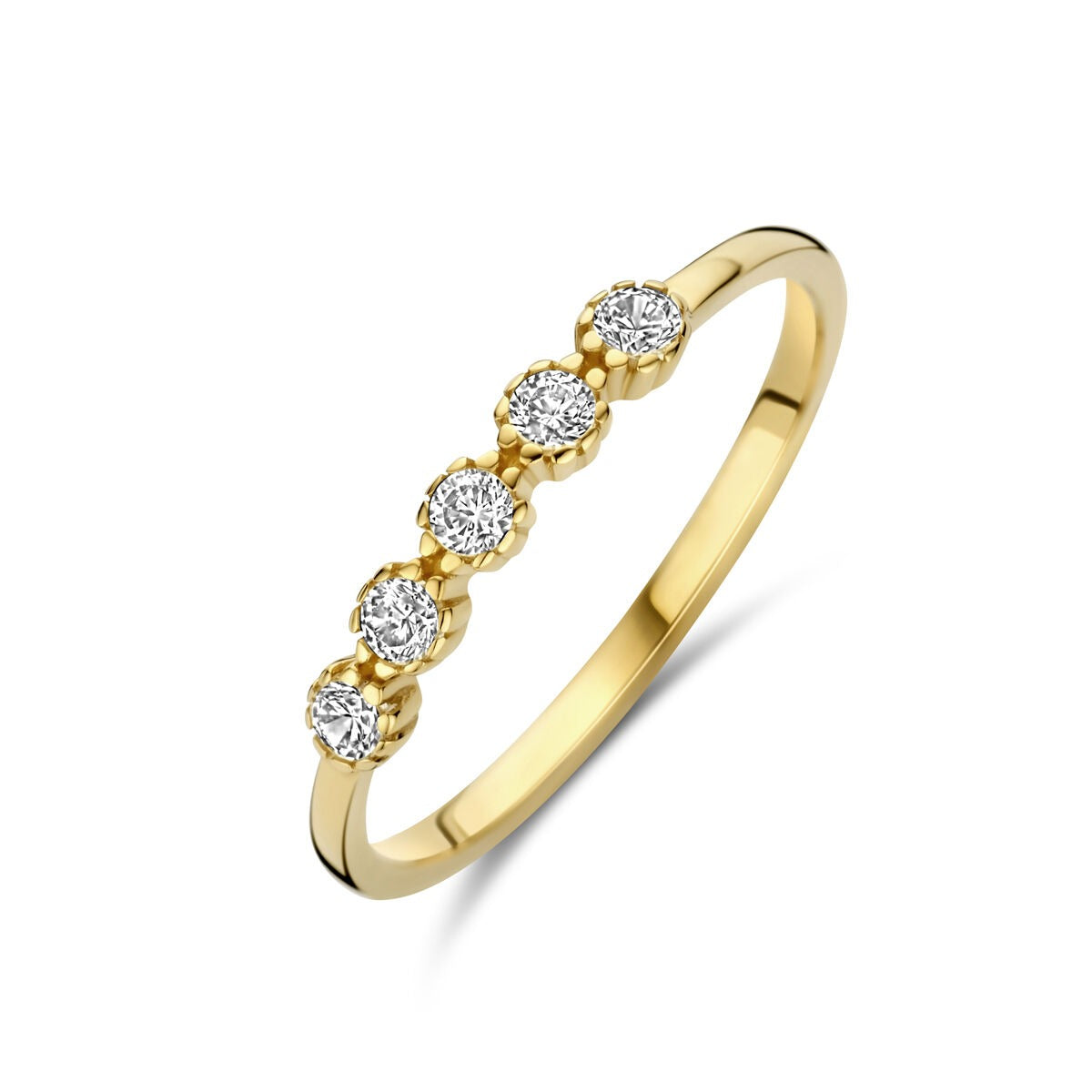 Bague en or jaune 9 carats ornée de zirconiums brillants.
