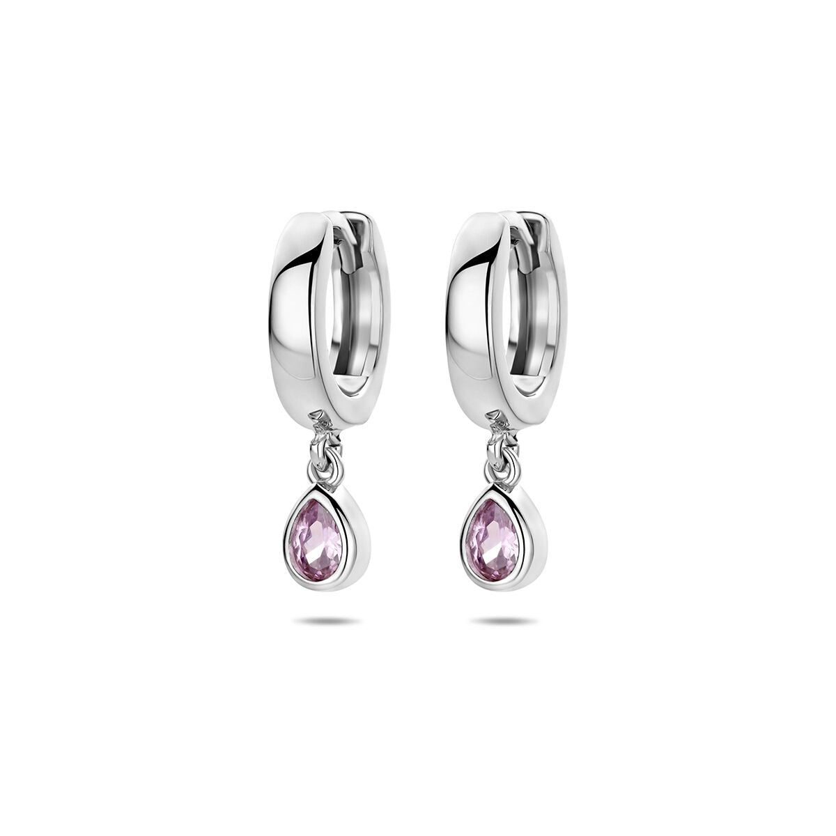 Boucles d'oreilles en argent 925 rhodié avec des zirconias roses en forme de goutte.